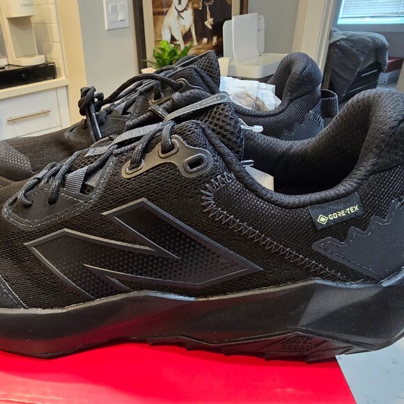 New Balance Men's Dynasoft Nitrel V6 Gore-tex Trail Running Shoe SIZE 10 NEW - Picture 1 of 14